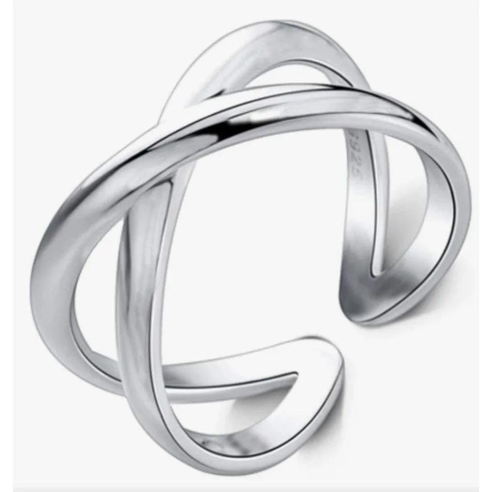 Polished Criss‎ Cross Ring | 925 Sterling Silver